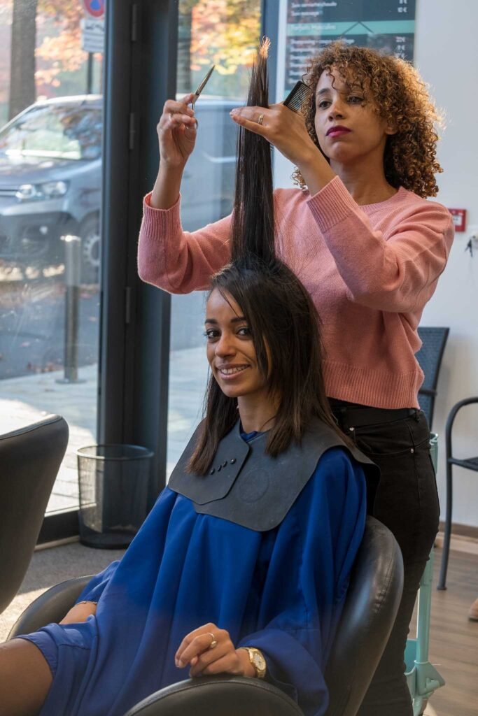 Reportage en salon de coiffure à Saint-Herblain