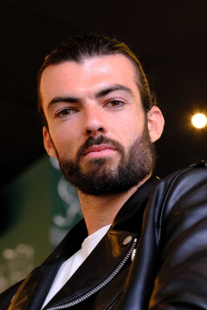 Shooting Extérieur Modèle Homme à Nantes