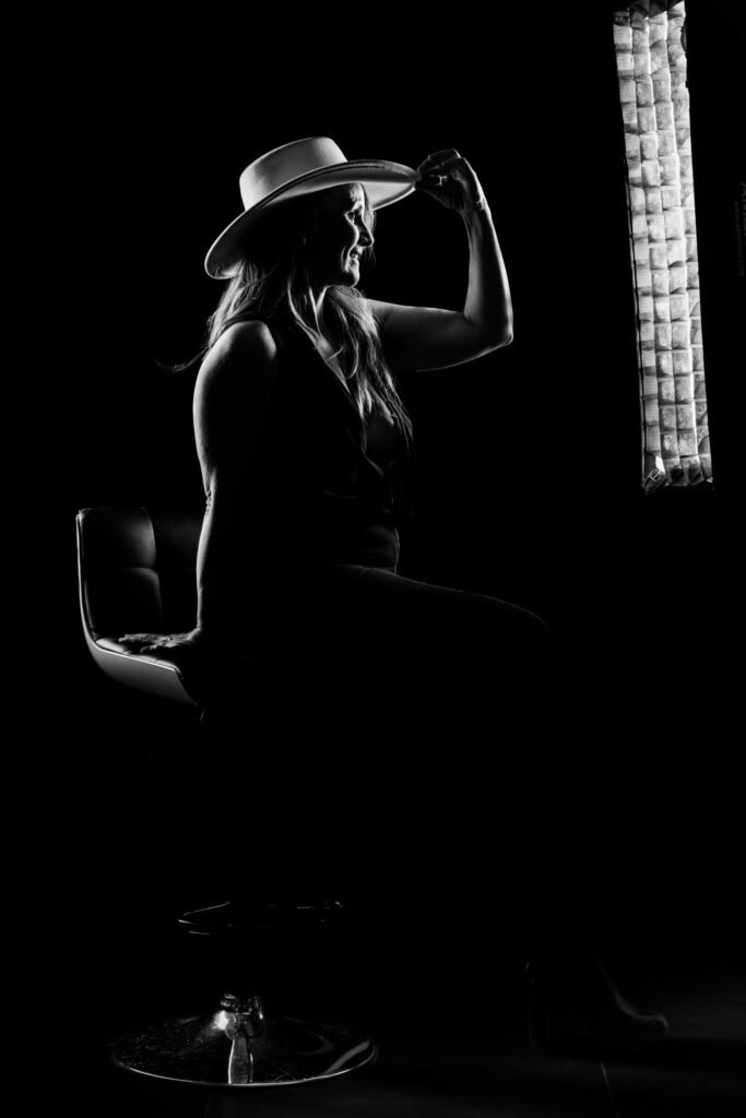 LowKey Portrait en studio noir et blanc