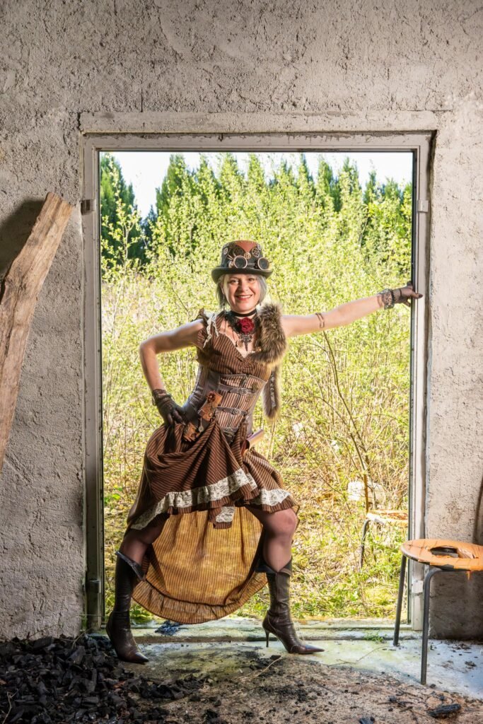 SteamPunk dans une maison abandonnée